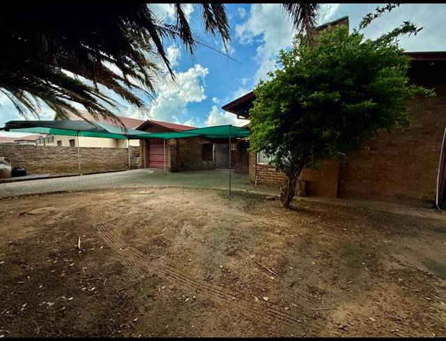 3 BEDROOM HOUSE FOR SALE IN VANDERBIJLPARK CW 5